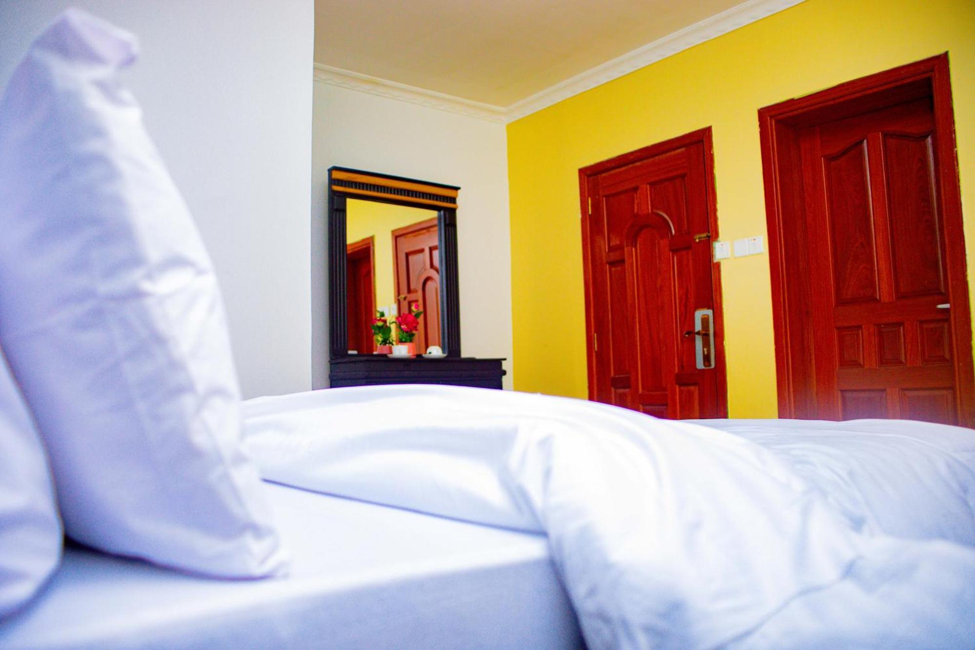 Divine Royal Residences Arusha Bagian luar foto