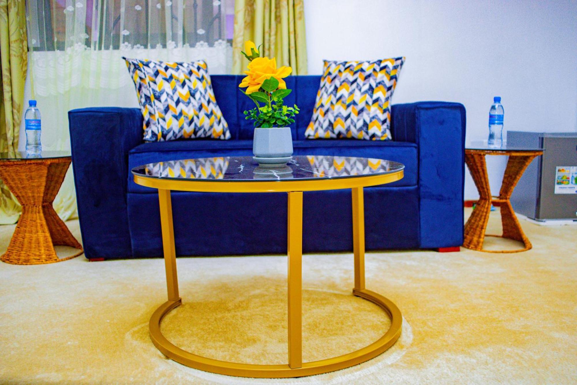 Divine Royal Residences Arusha Bagian luar foto