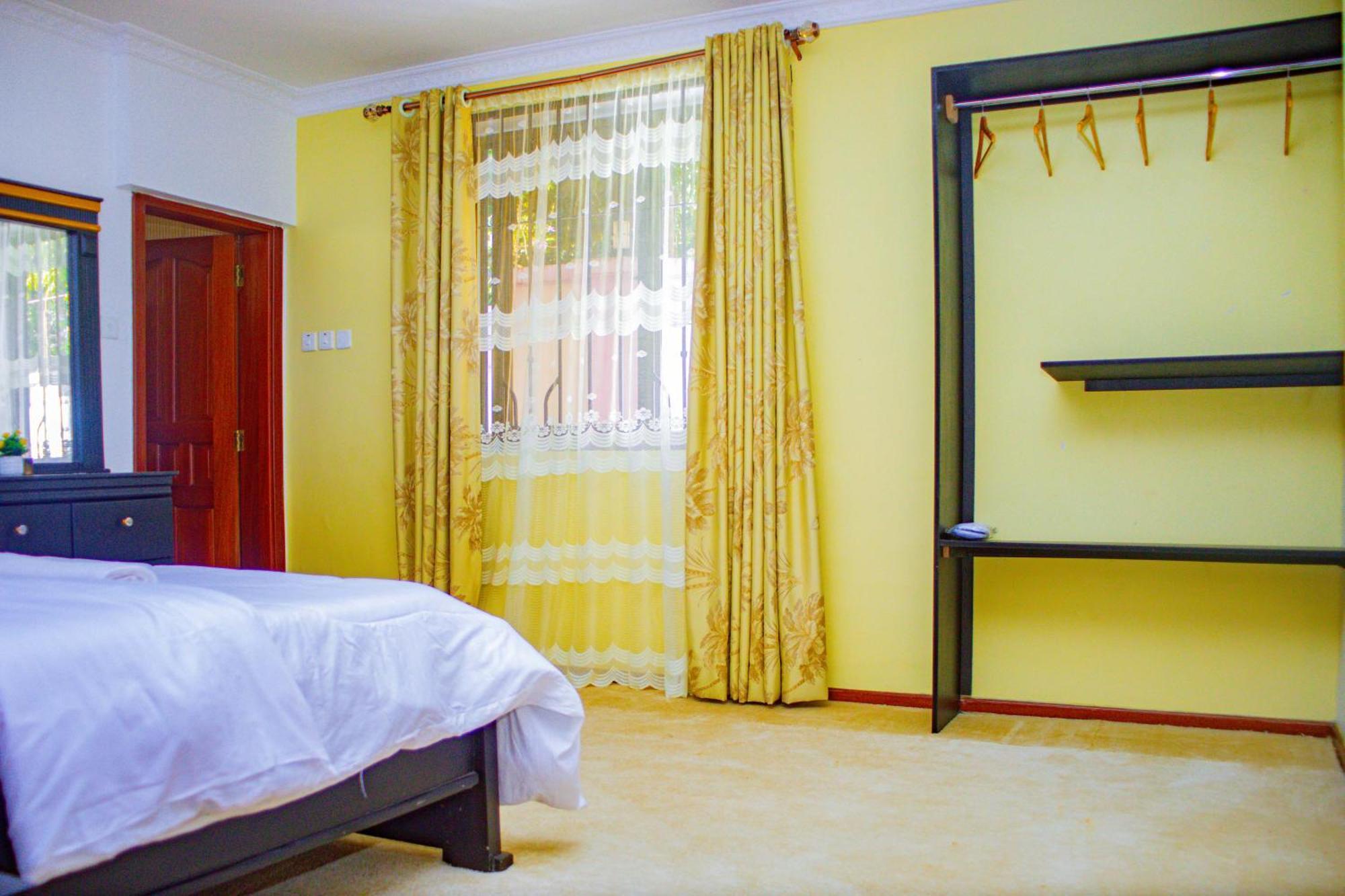 Divine Royal Residences Arusha Bagian luar foto