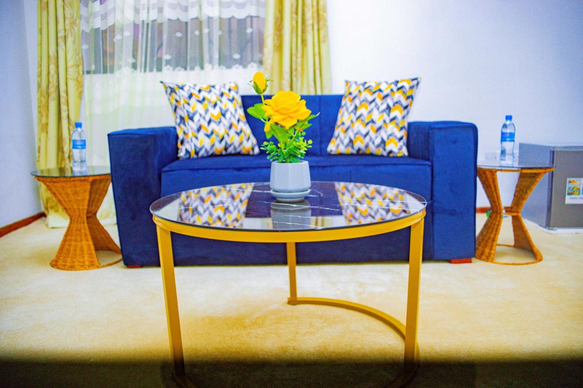 Divine Royal Residences Arusha Bagian luar foto